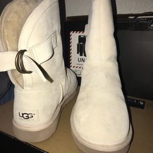 New Women’s White Ugg’s
